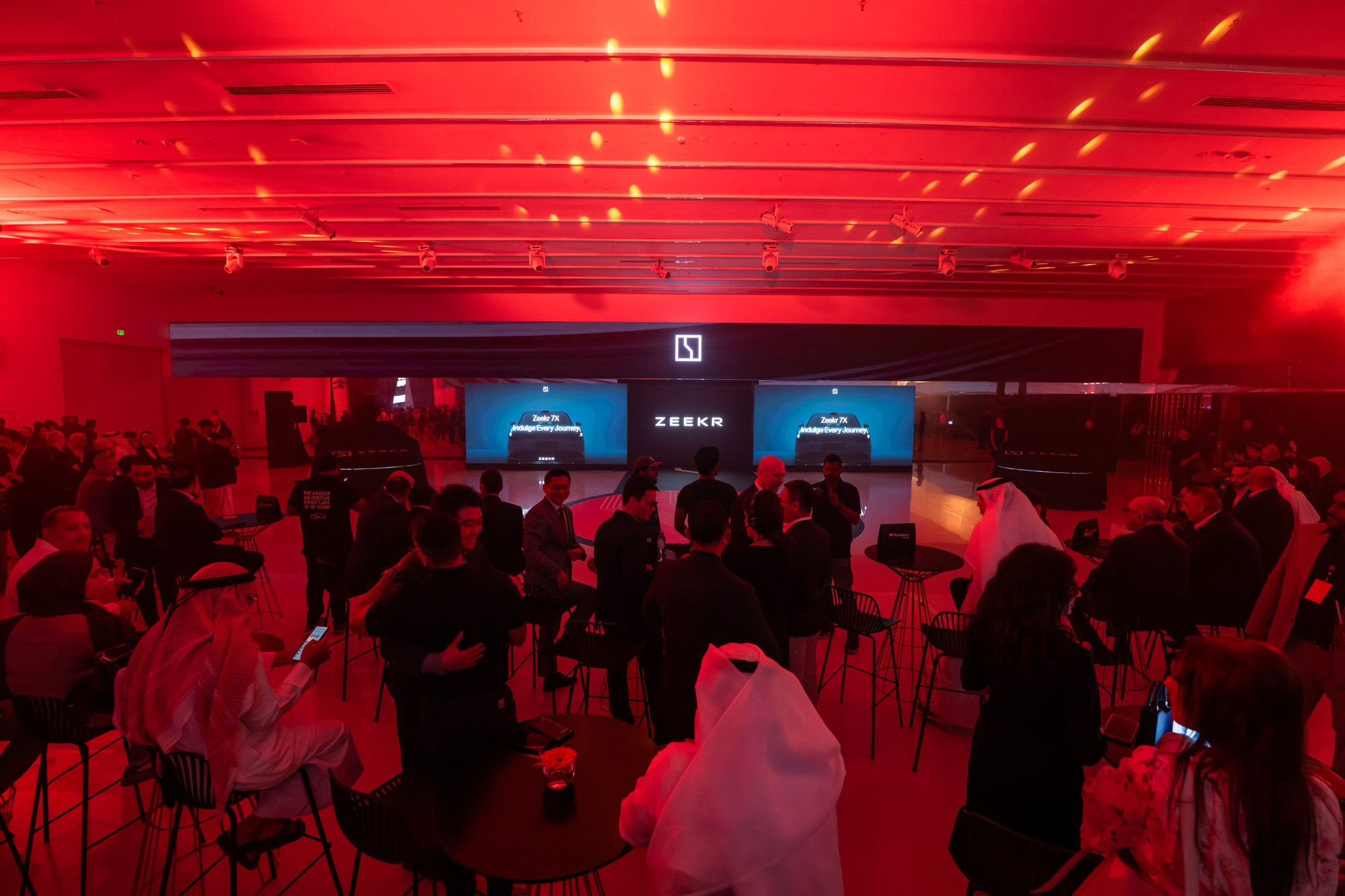 Brand environment at the ZEEKR 7X launch