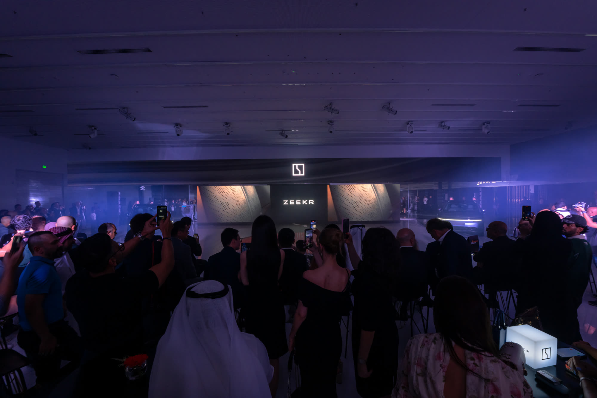 Guests exploring the ZEEKR 7X